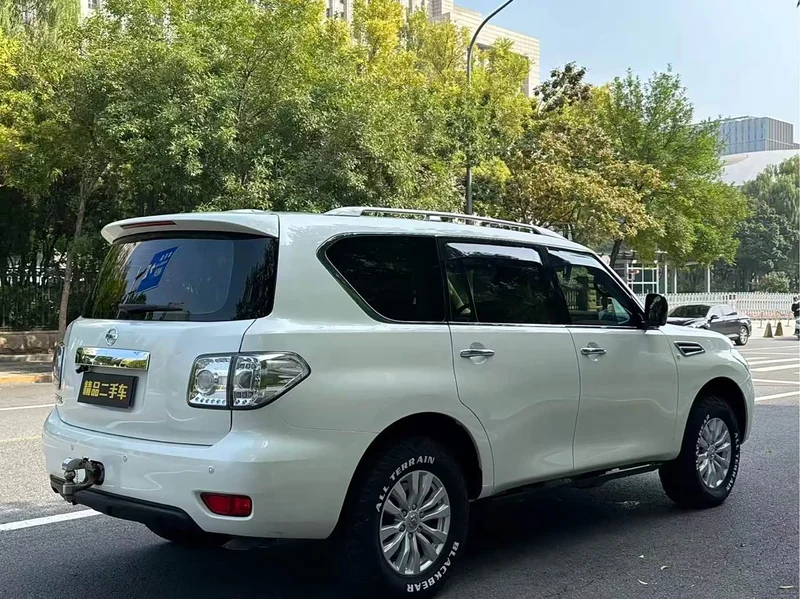 Nissan Patrol — фото 6