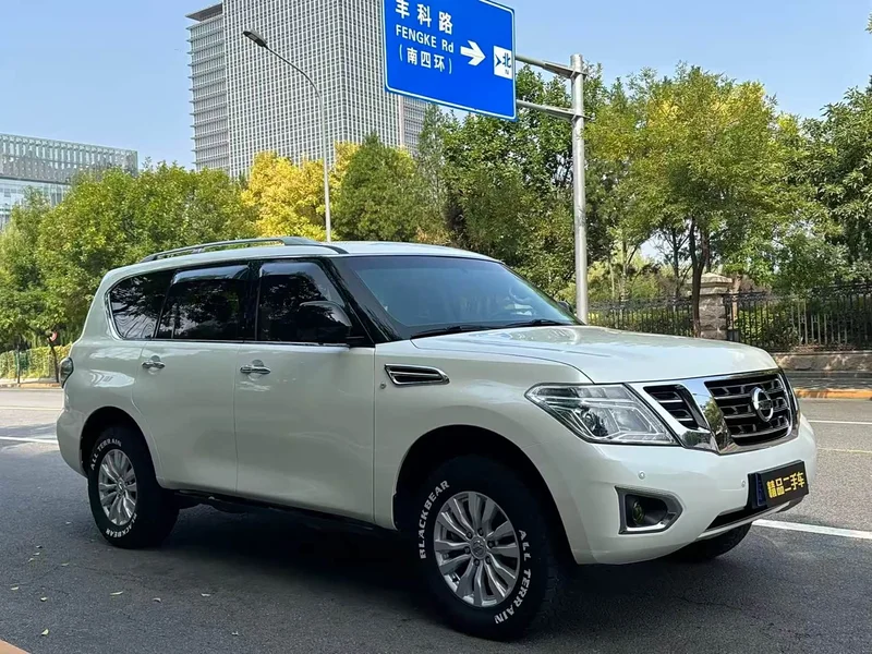 Nissan Patrol — фото 8
