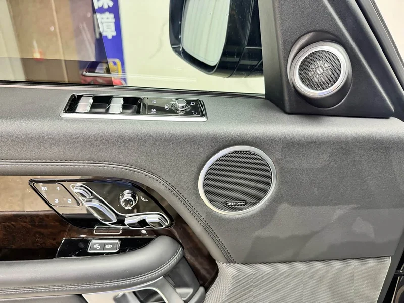 Land Rover Range Rover — фото 17