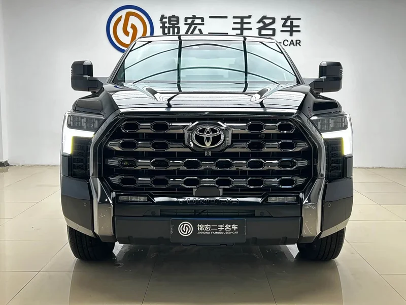 Toyota Tundra — фото 2