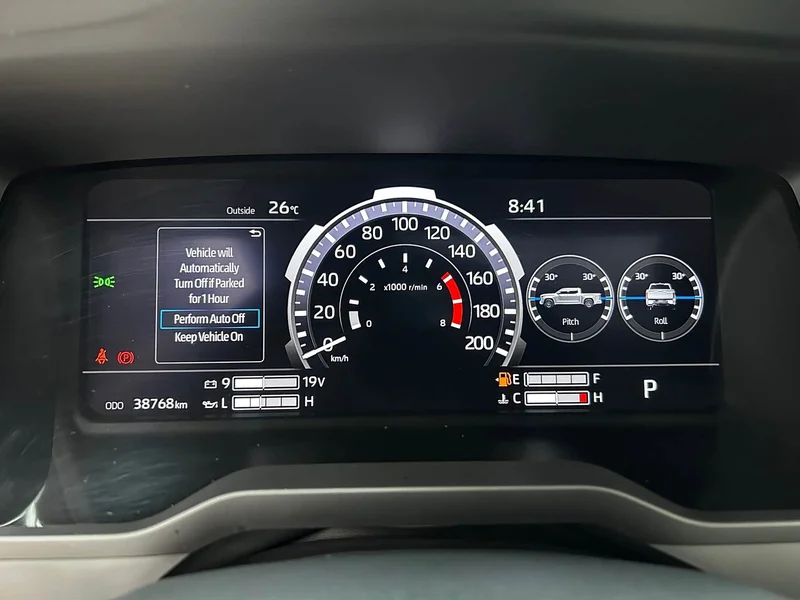 Toyota Tundra — фото 9