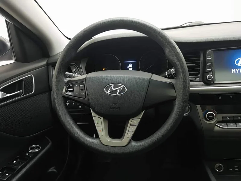 Hyundai Mistra — фото 11