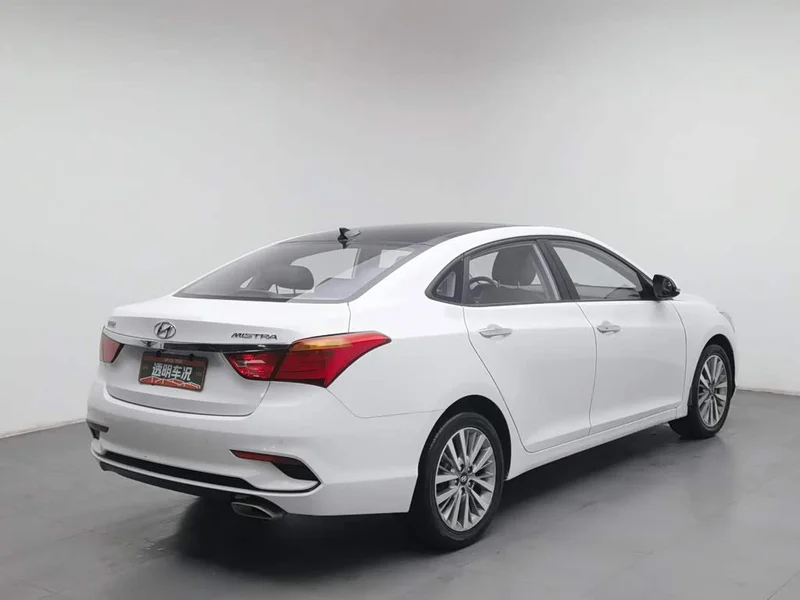 Hyundai Mistra — фото 2