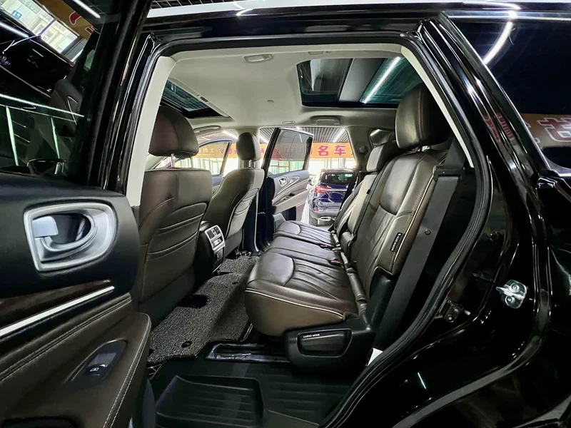 Infiniti QX60 (Imported) — фото 13