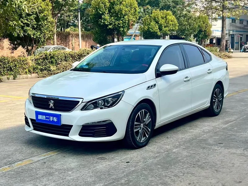 Peugeot 308 — фото 1