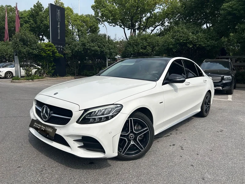 Mercedes-Benz C-Class — фото 1