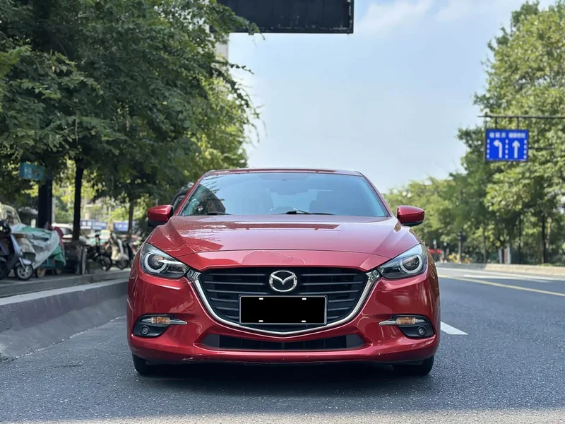 Mazda 3 Axela — фото 2