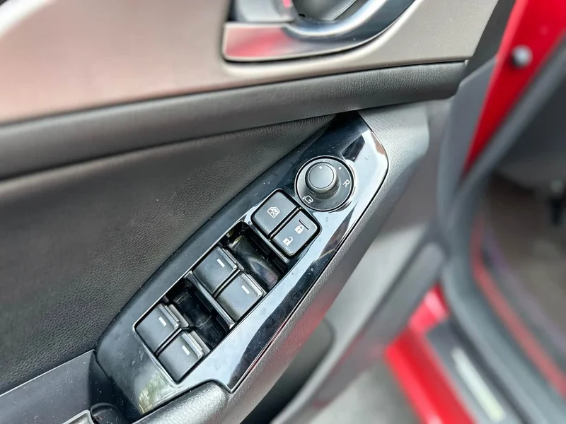 Mazda 3 Axela — фото 10