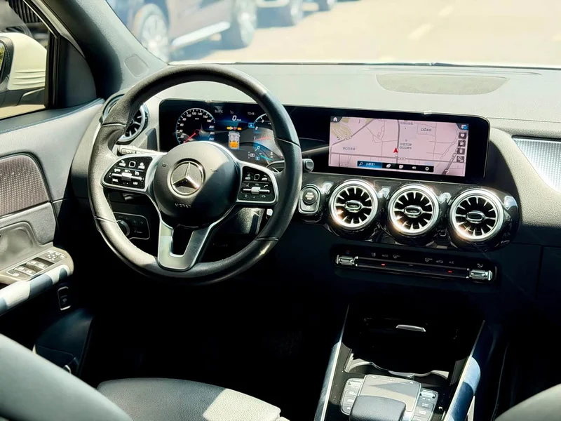Mercedes-Benz GLA — фото 16