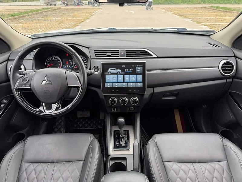Mitsubishi ASX — фото 10