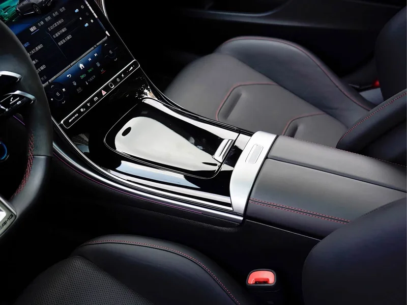 Mercedes-Benz C-Class AMG New Energy — фото 13