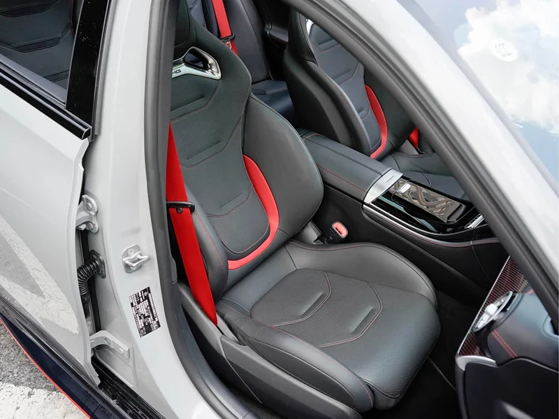 Mercedes-Benz C-Class AMG New Energy — фото 19