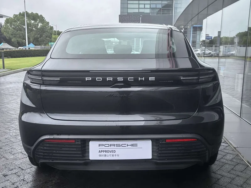 Porsche Macan — фото 10