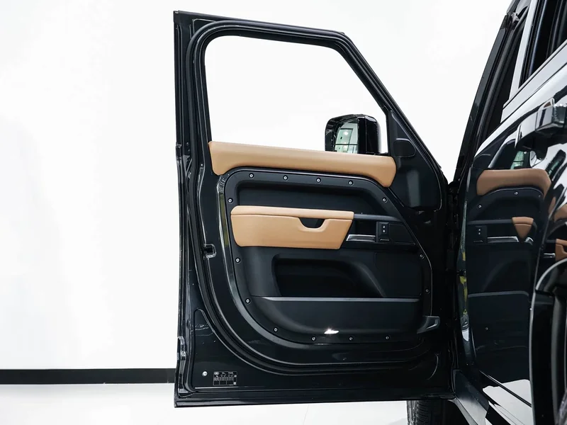 Land Rover Defender — фото 14