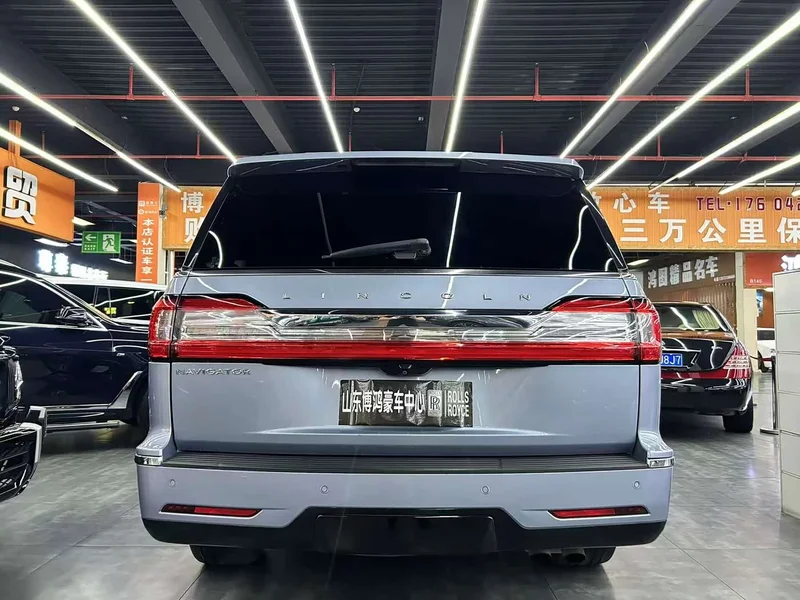 Lincoln Navigator — фото 18