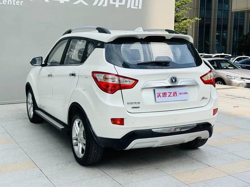 Changan CS35 — фото 16