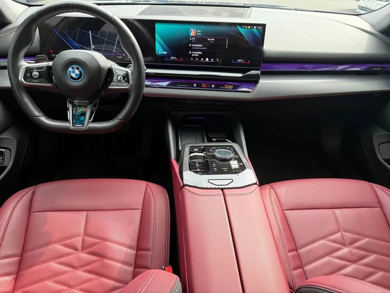 BMW i5 — фото 13