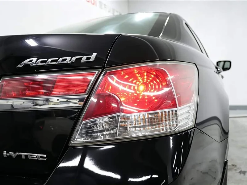 Honda Accord — фото 16
