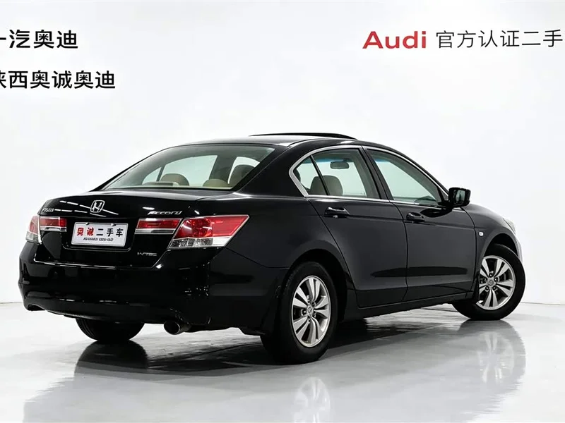 Honda Accord — фото 4