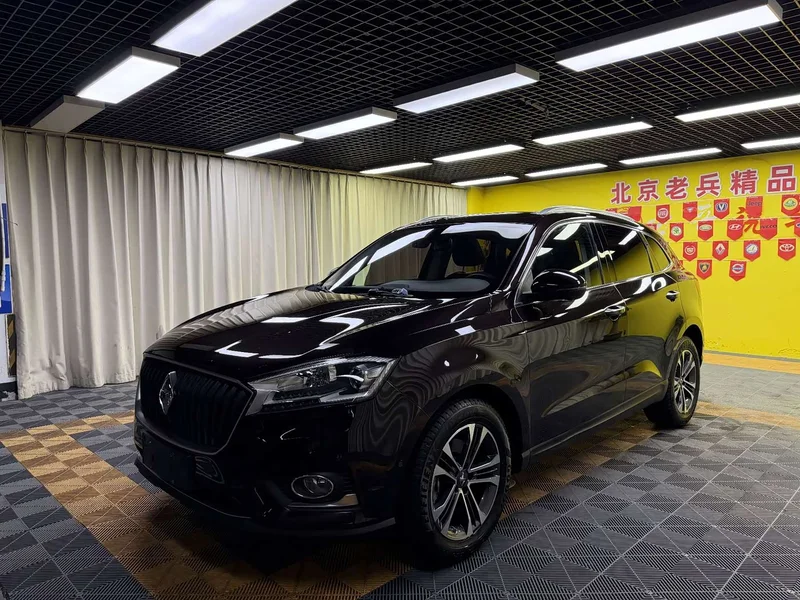 Borgward BX7 — фото 1