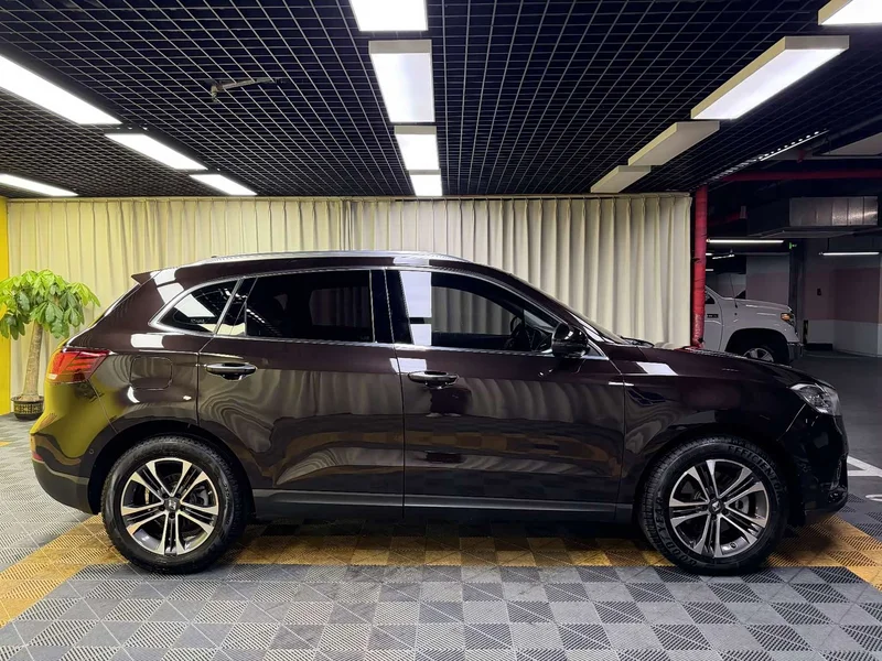 Borgward BX7 — фото 11