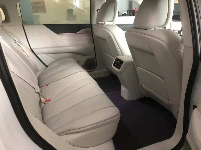 Buick ZhiJing L7 — фото 10