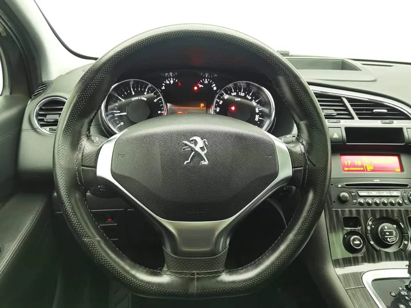 Peugeot 3008 — фото 11