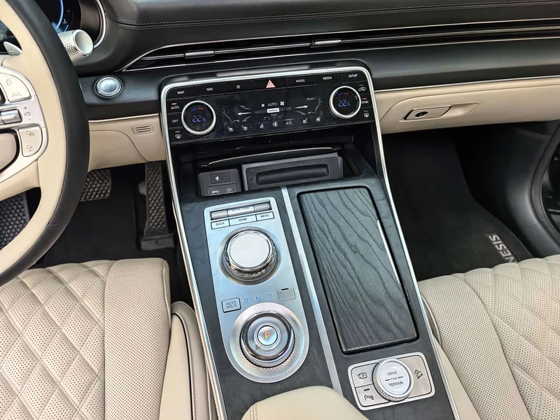 Genesis GV80 — фото 12