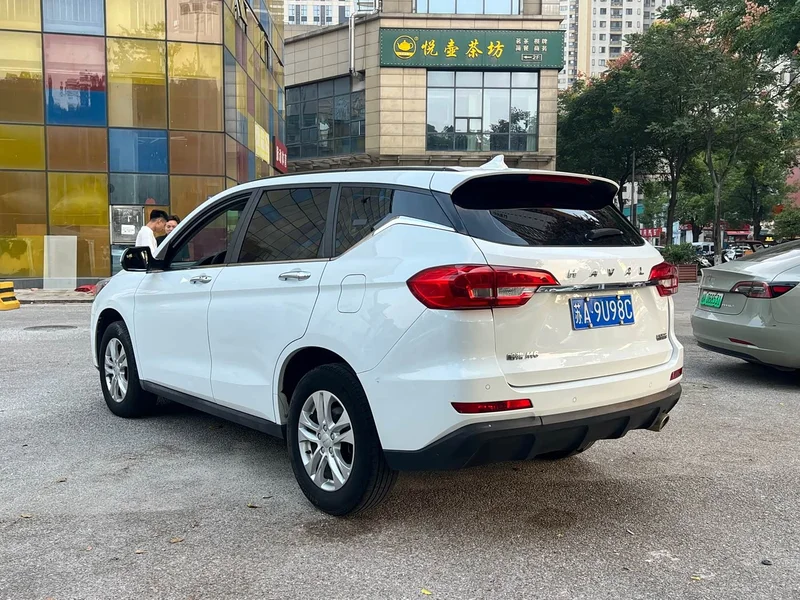 Haval M6 — фото 14