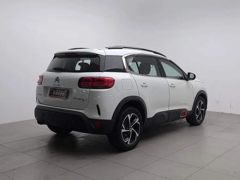 Peugeot C5 Aircross — фото 2