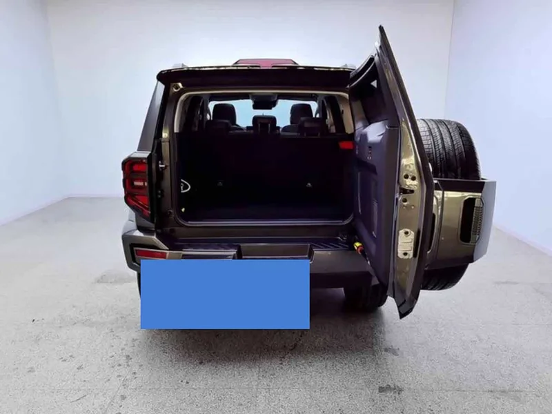 Tank 400 New Energy — фото 3