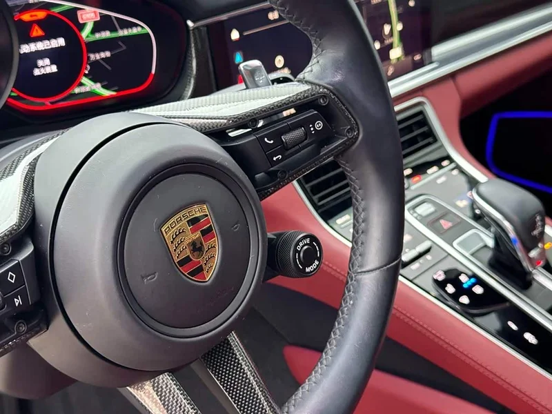 Porsche Panamera — фото 11