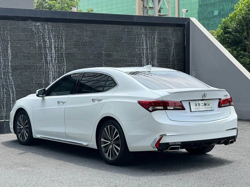 Acura TLX-L — фото 8