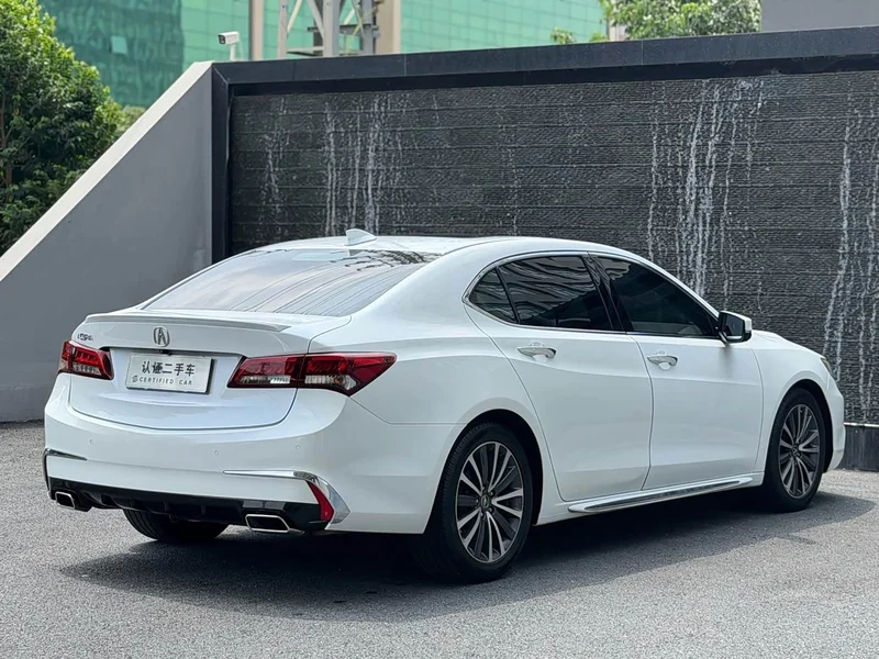 Acura TLX-L — фото 10