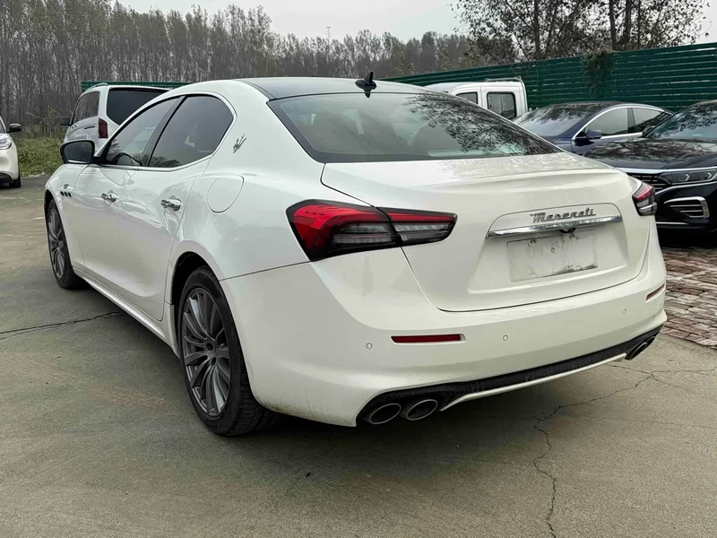 Maserati Ghibli — фото 4