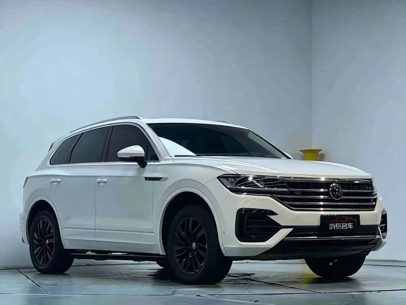 Volkswagen Touareg — фото 4
