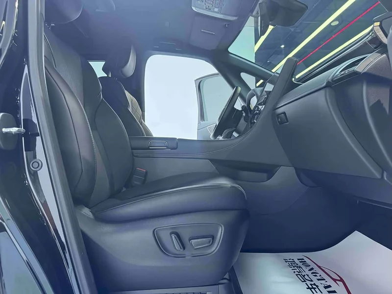 Toyota Vellfire — фото 11