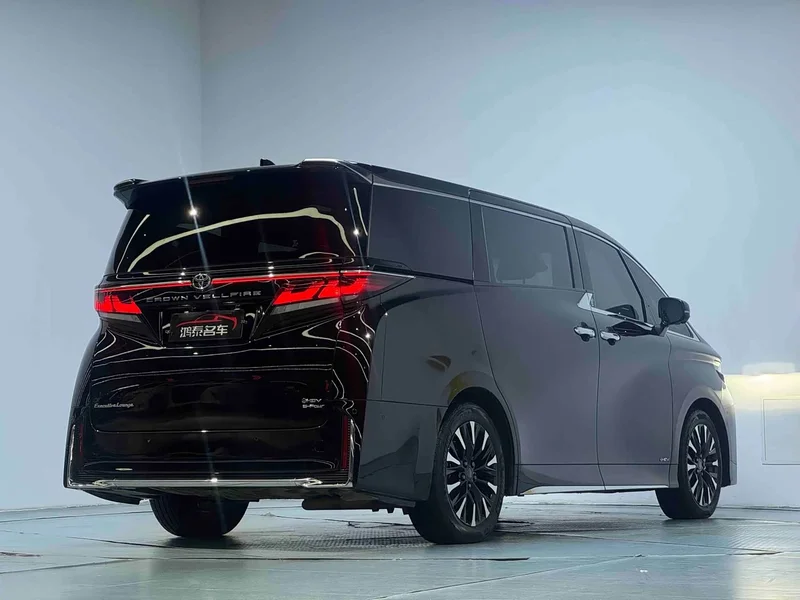 Toyota Vellfire — фото 18