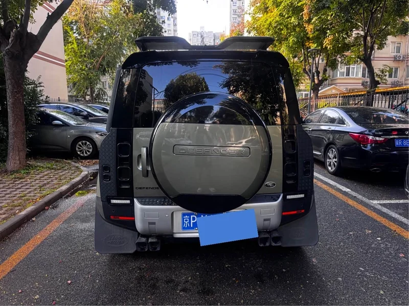 Land Rover Defender — фото 15