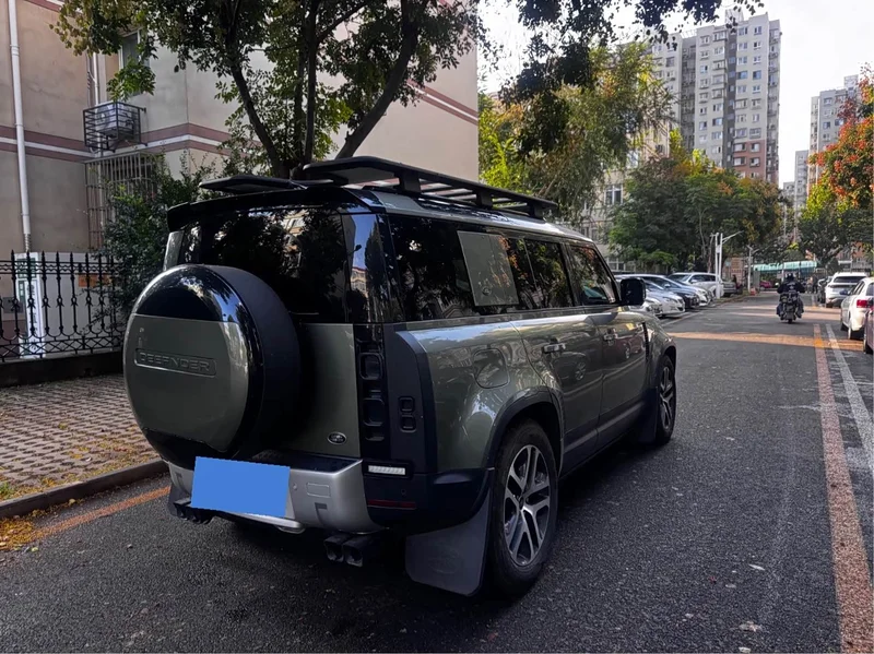 Land Rover Defender — фото 16