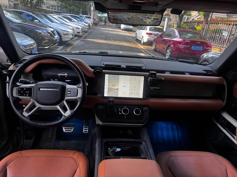 Land Rover Defender — фото 6