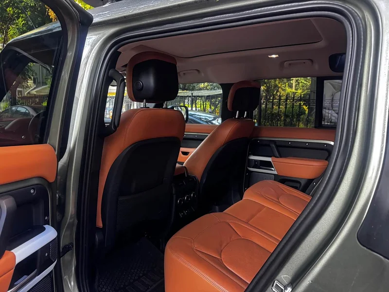 Land Rover Defender — фото 7