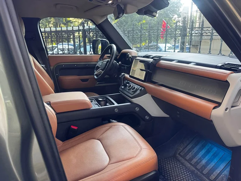 Land Rover Defender — фото 9