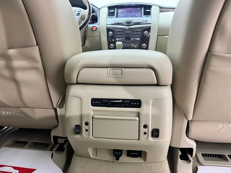 Nissan Patrol — фото 17