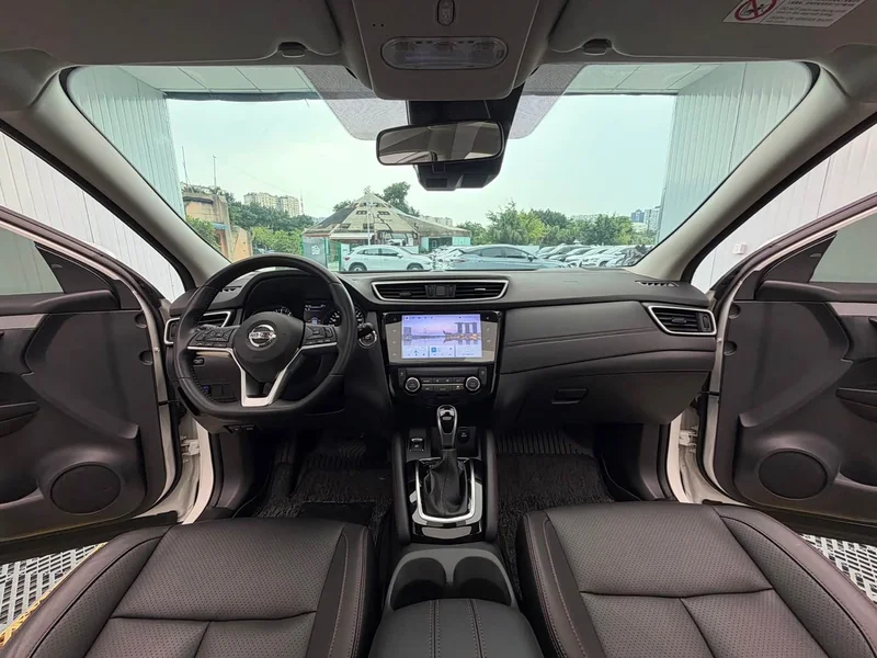 Nissan Qashqai — фото 20