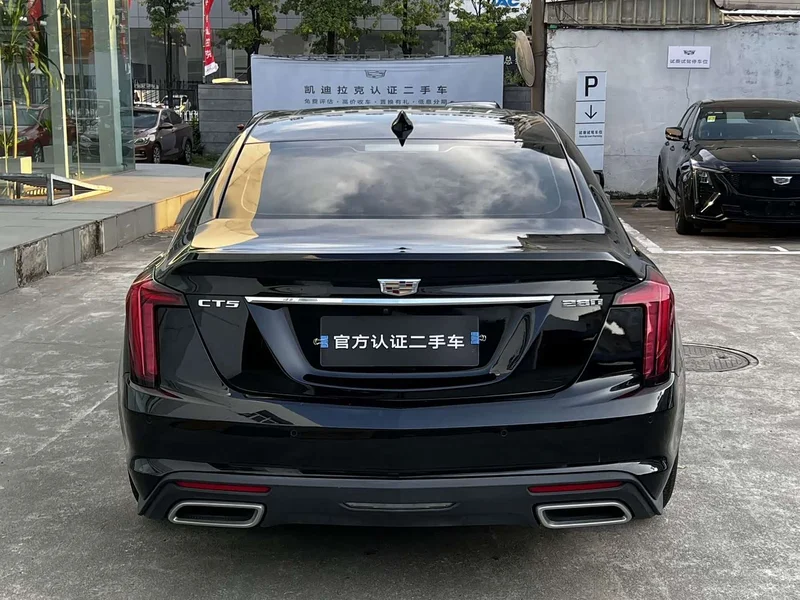 Cadillac CT5 — фото 4