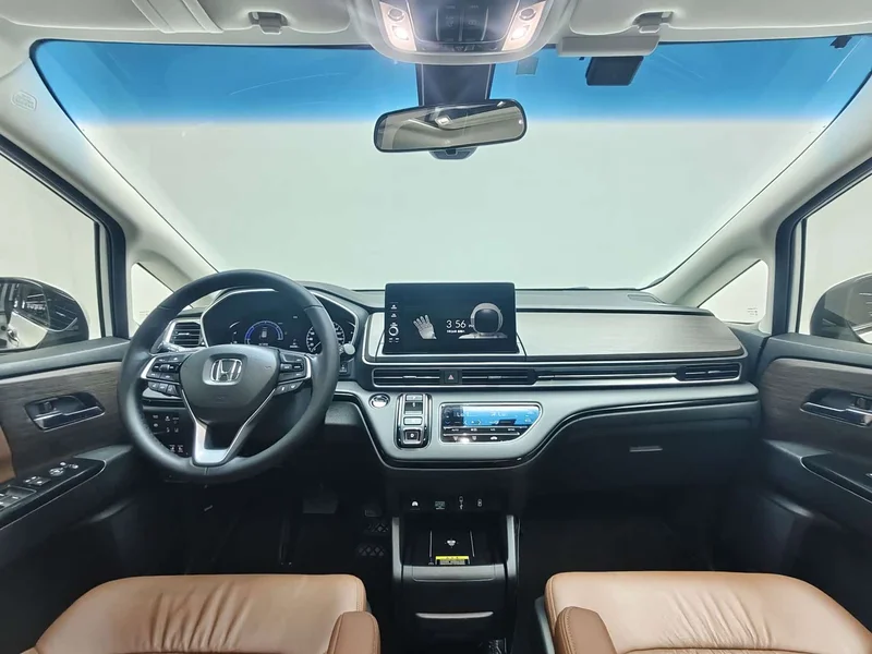 Honda Odyssey — фото 12