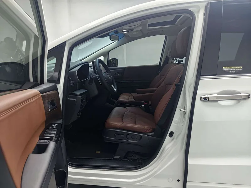 Honda Odyssey — фото 17