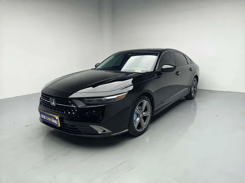 Honda Accord — фото 1
