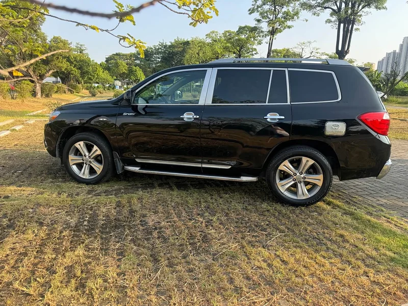 Toyota Highlander — фото 4